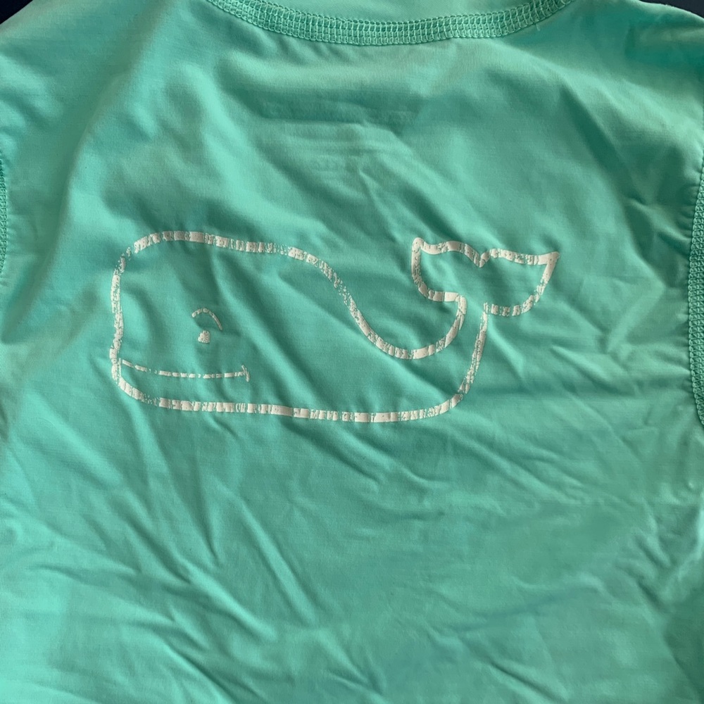 vineyard vines rash guard